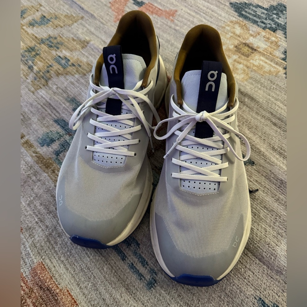 On Cloud Nova Form 2 size 12